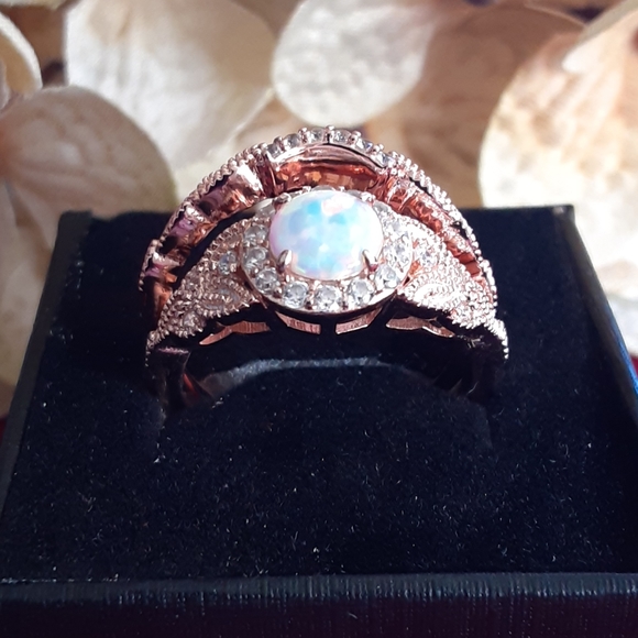 💕 ROSE GOLD RINGS - Picture 2 of 8